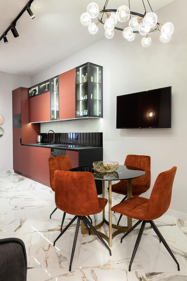 Leogrand Apartments On Tamanska 6 Lwów Zewnętrze zdjęcie