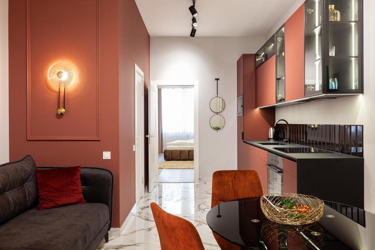 Leogrand Apartments On Tamanska 6 Lwów Zewnętrze zdjęcie